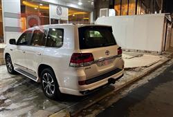 تويوتا لاندكروزر